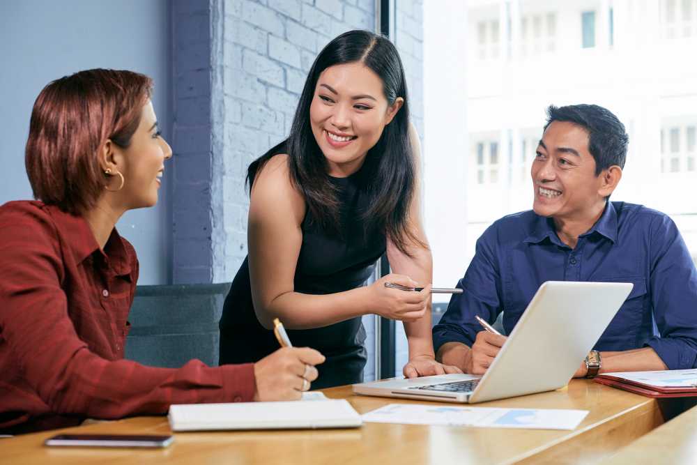 Workers working in an SEO agency