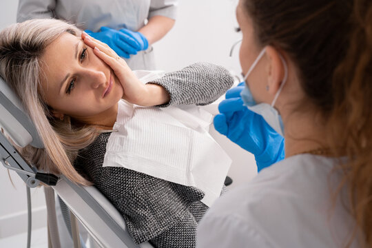 Emergency Dental Implants in Malvern